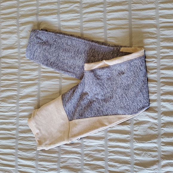 Bundle of Beyond Yoga and Bo+Tee Ribbed Leggings Size XS high rise EUC - Picture 4 of 4